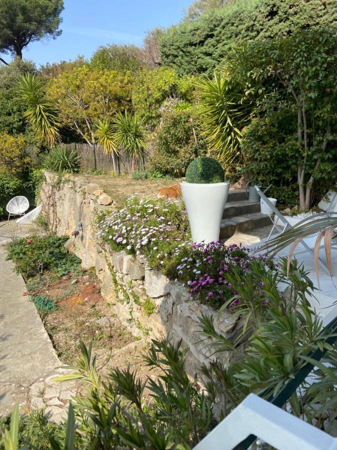 La Maison De Doms Avec Jacuzzi Et Vue Mer Cassis Exterior foto